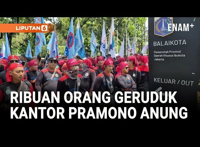 Ribuan Buruh Geruduk Balai Kota, Desak UMP DKI Naik Jadi Rp6 Juta